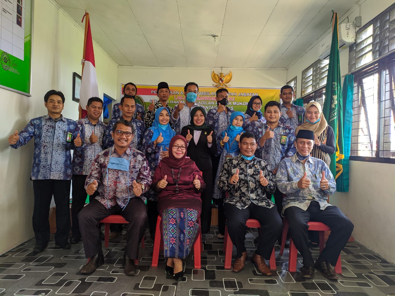 foto bareng lela